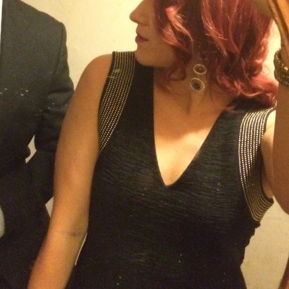 SEXY BLACK DRESS 🖤🎩 - Picture 3 of 8